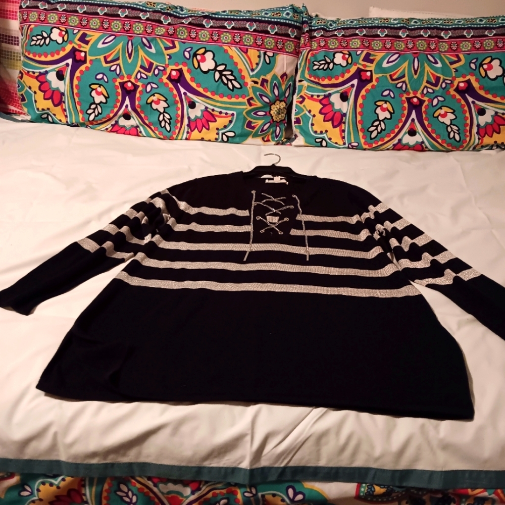Micheal Kors Black/Silver sweater